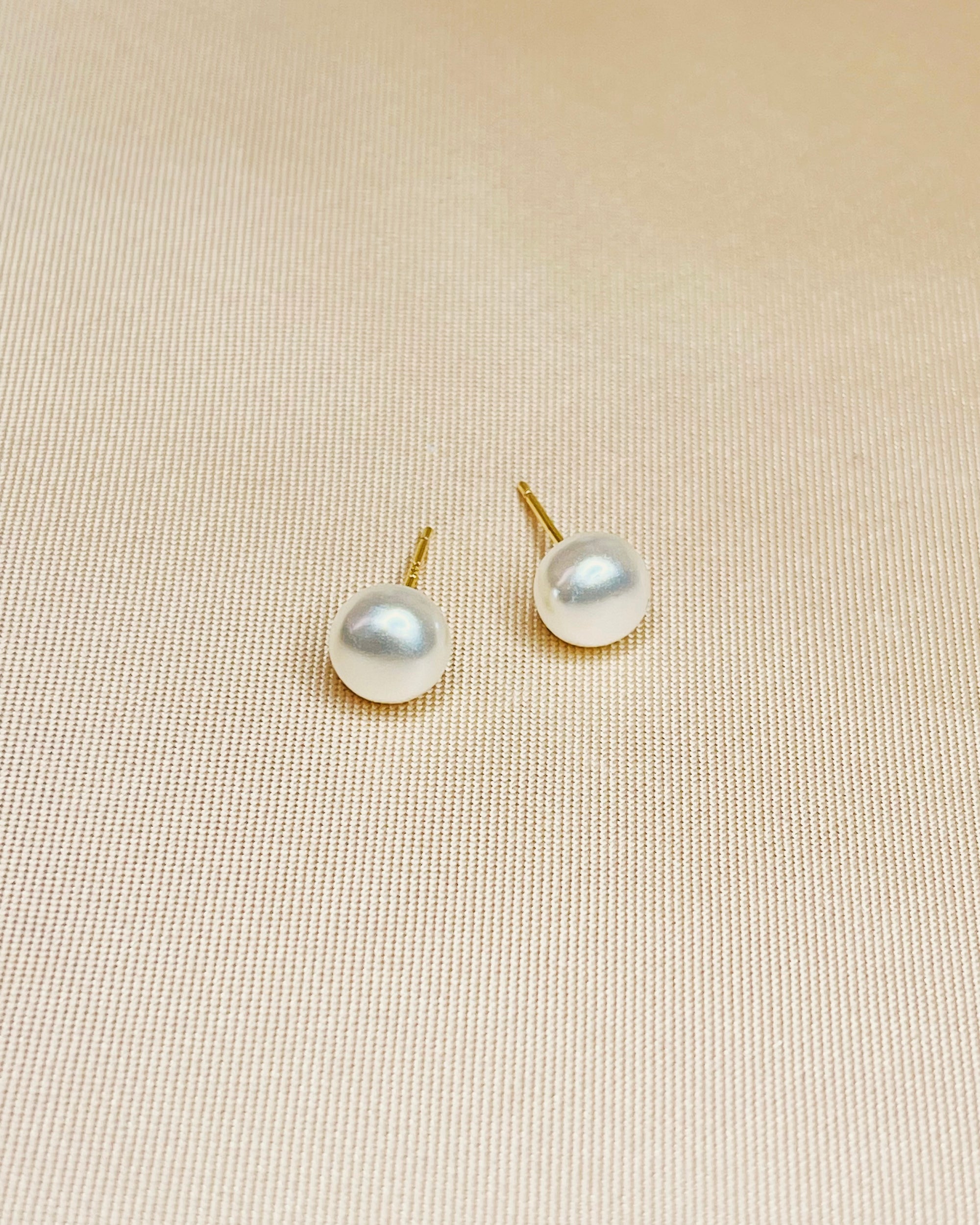 Danielle Freshwater Pearl Gold Studs
