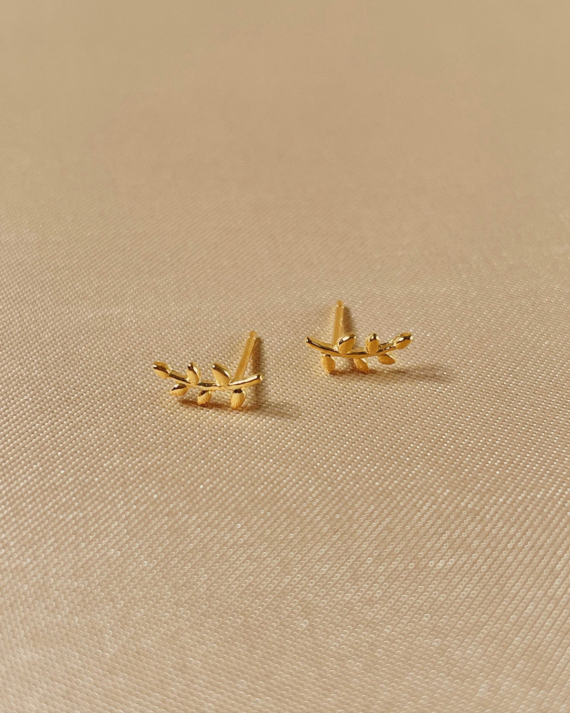 So Dainty Co. Alaia Gold Studs Gold Plated 925 Sterling Silver Jewelry