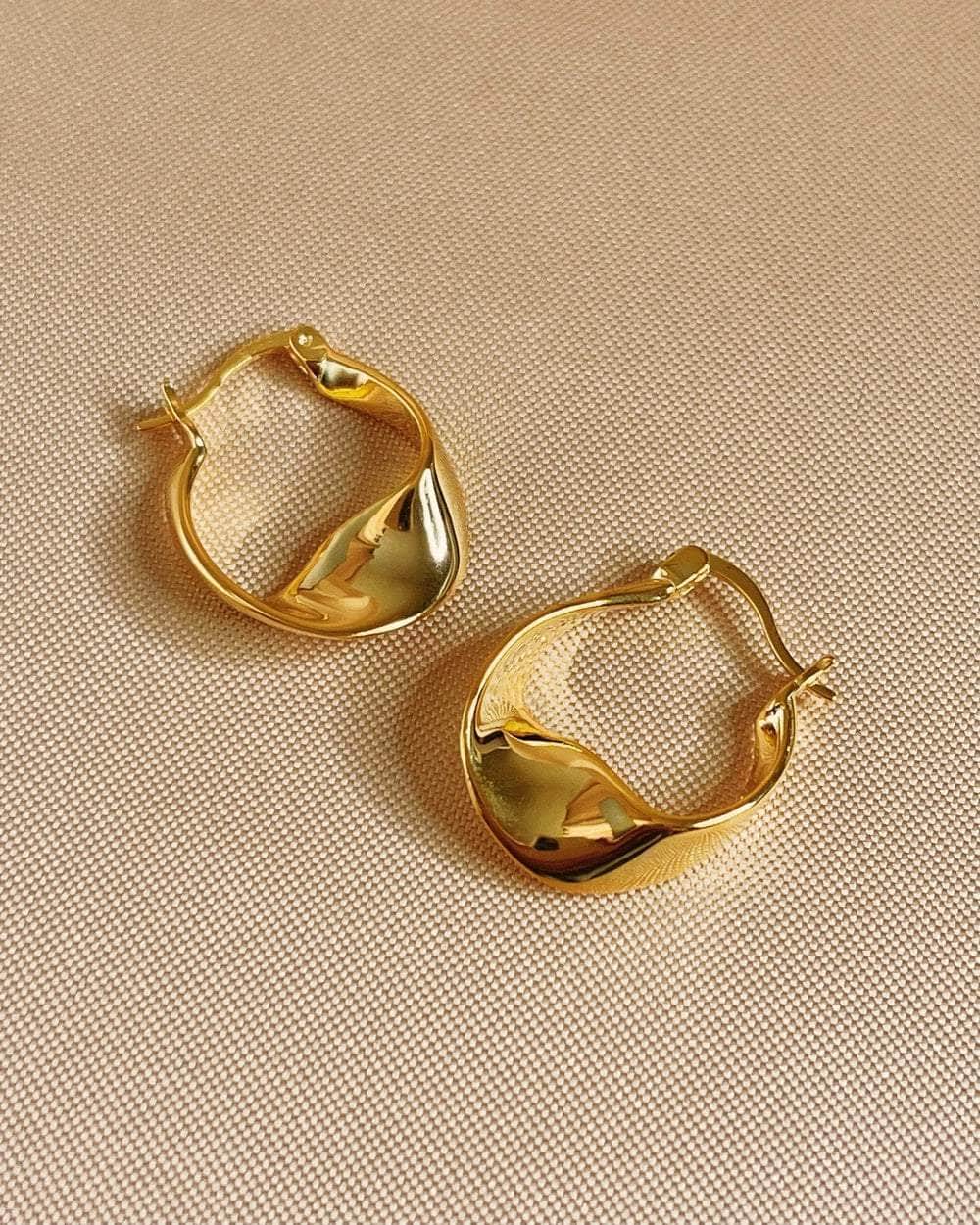 So Dainty Co. Huggies / Hoops Ellie Gold Hoops Gold Plated 925 Sterling Silver Jewelry