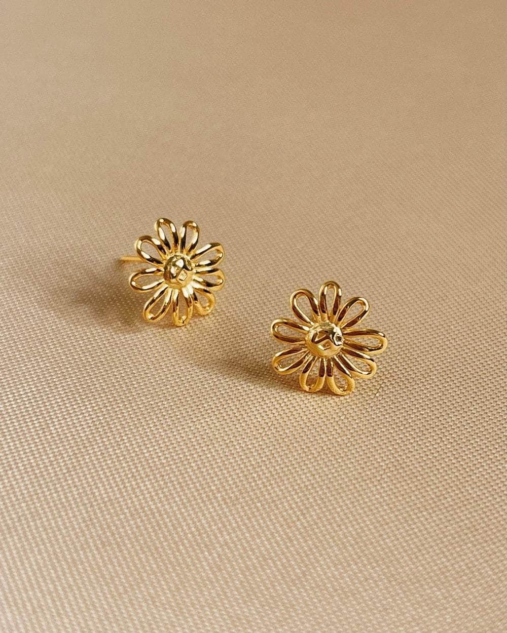 So Dainty Co. Studs Venus Gold Studs Gold Plated 925 Sterling Silver Jewelry
