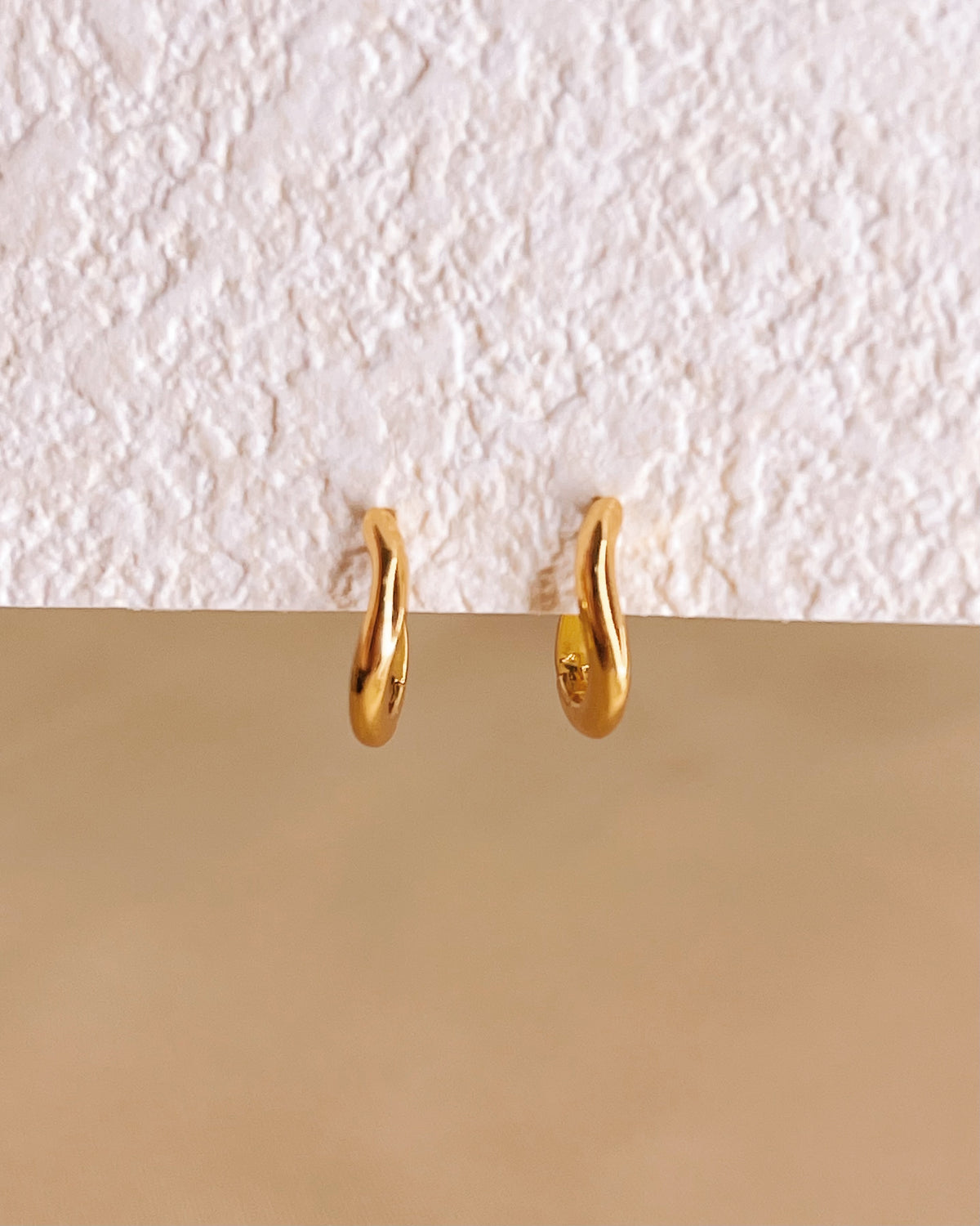 Vienna Wave Design Huggie Hoop Earrings