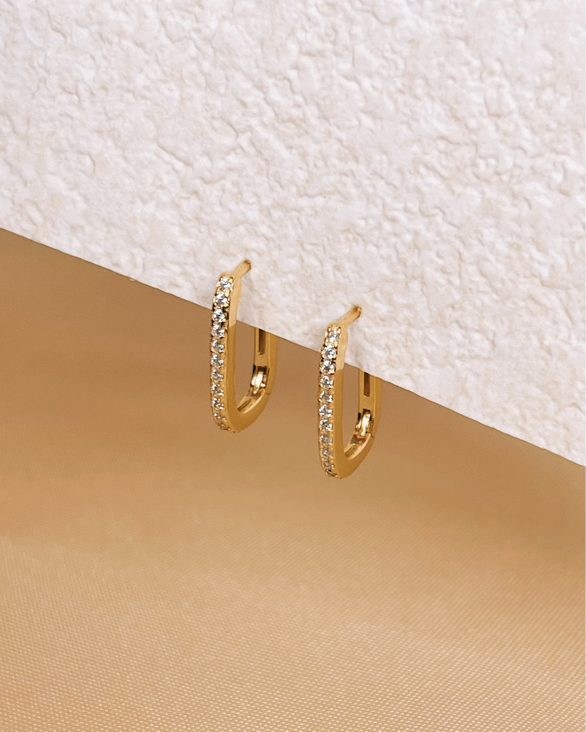 Lucille Gold Huggies