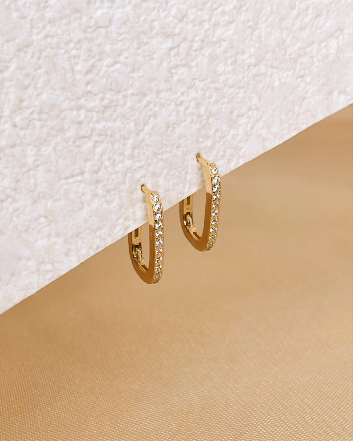 Lucille Gold Huggies