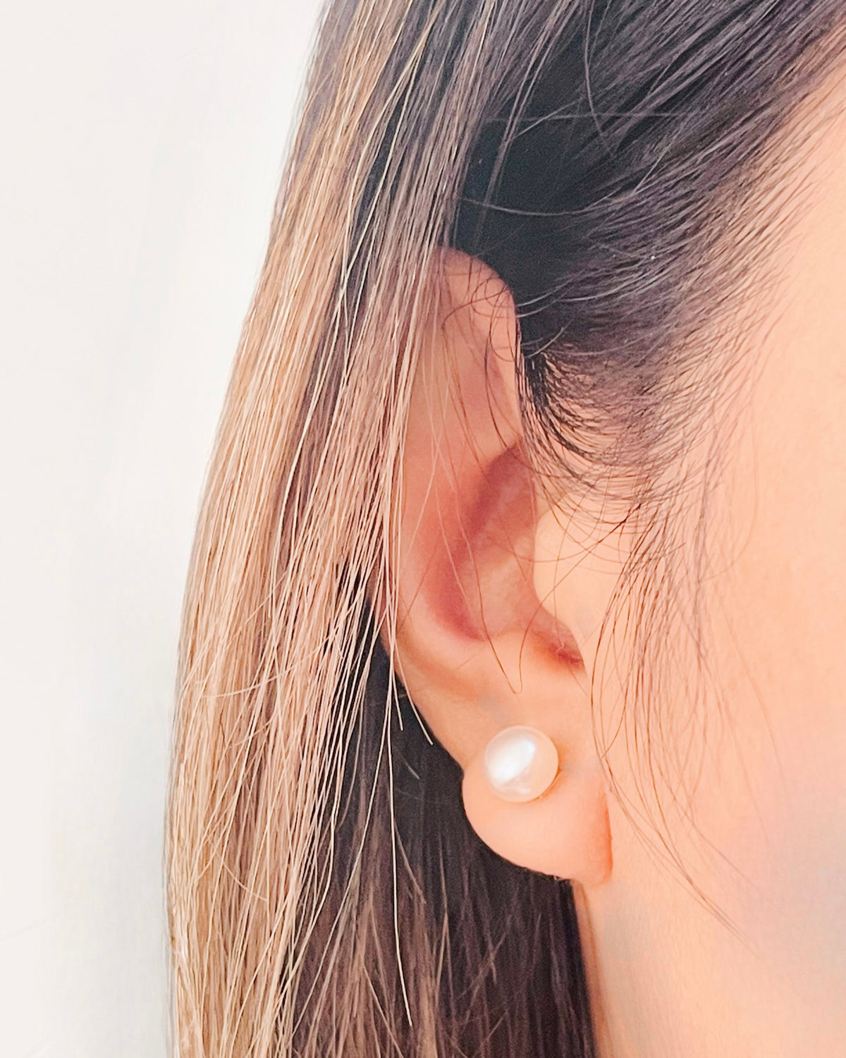 Danielle Freshwater Pearl Gold Studs