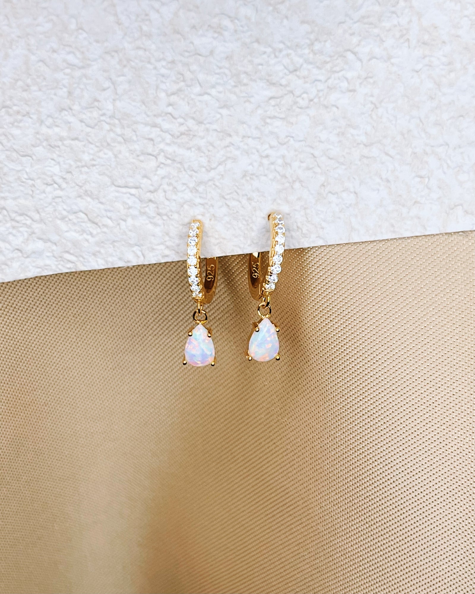 Sierra Opal Gold Huggies