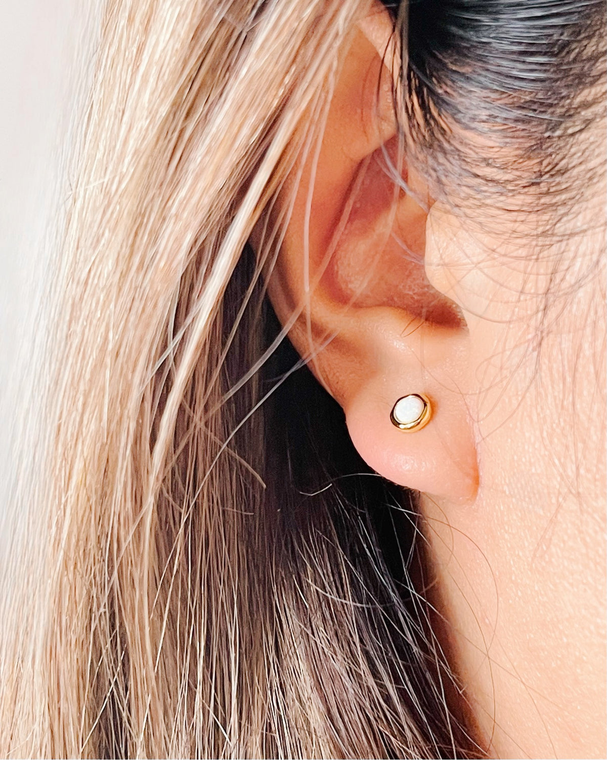 Aurelia Opal Gold Huggies