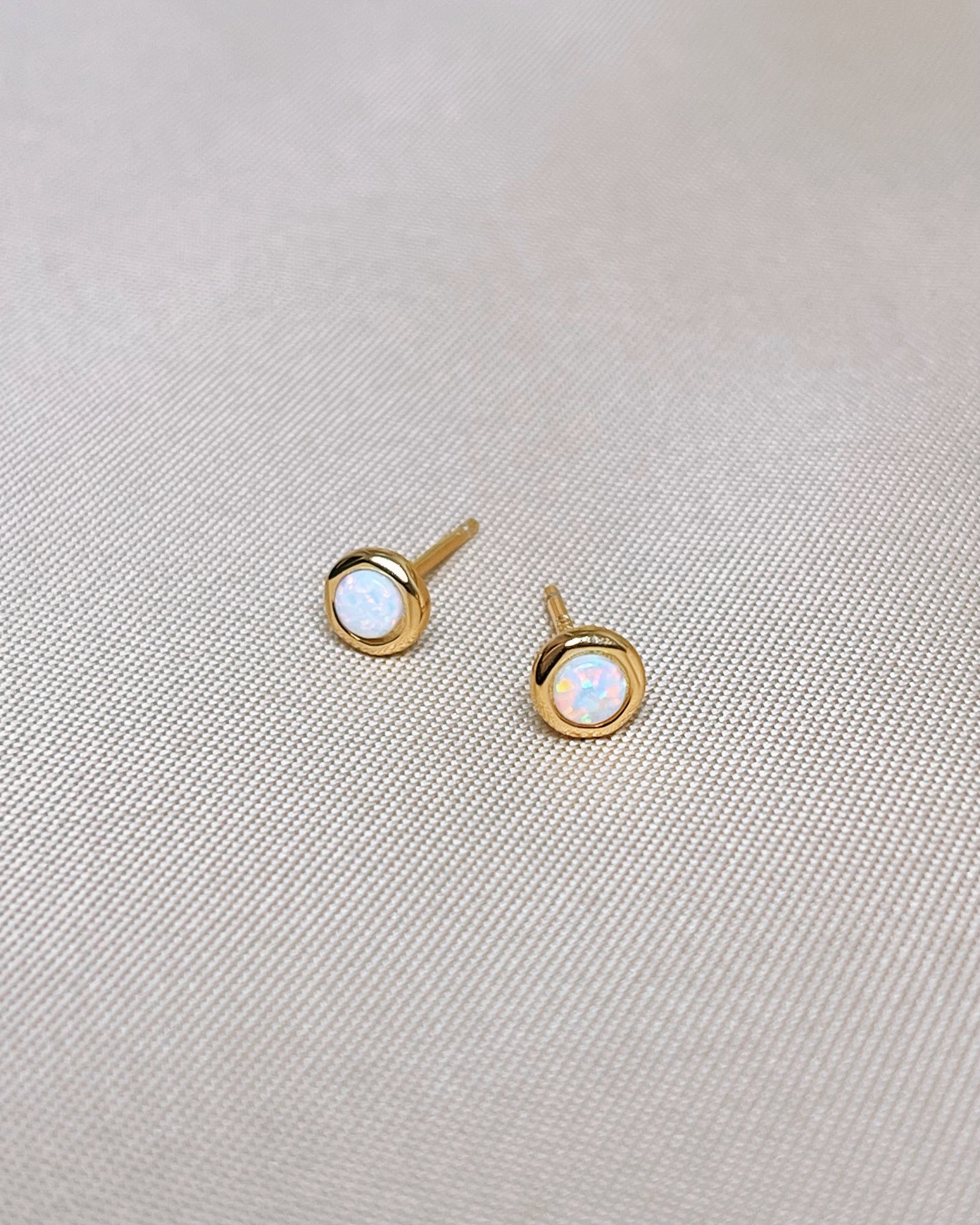 Aurelia Opal Gold Huggies