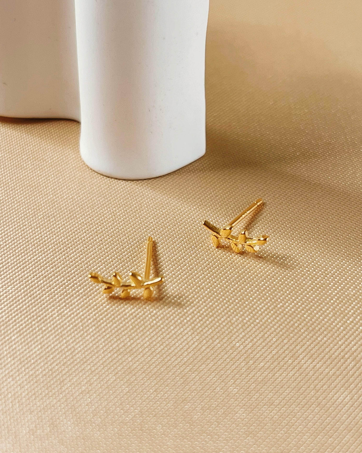 So Dainty Co. Alaia Gold Studs Gold Plated 925 Sterling Silver Jewelry