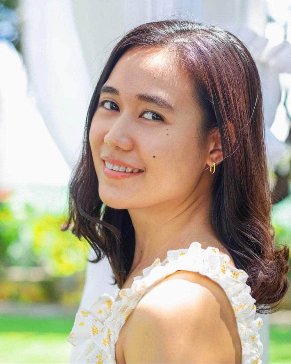 So Dainty Co. Huggies / Hoops Ashley Gold Huggies Gold Plated 925 Sterling Silver Jewelry