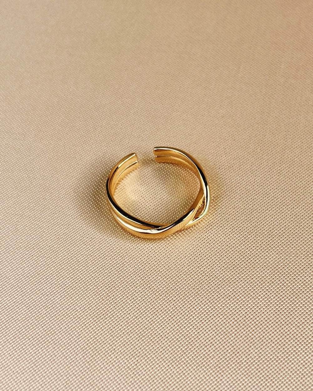 So Dainty Co. Rings Everly Gold Ring Gold Plated 925 Sterling Silver Jewelry