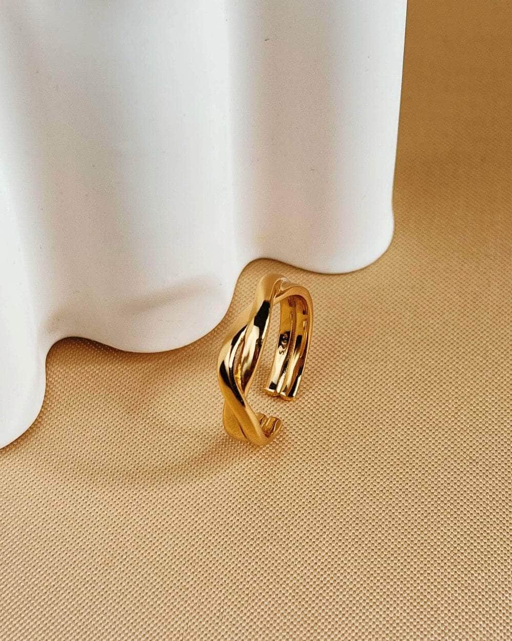 So Dainty Co. Rings Everly Gold Ring Gold Plated 925 Sterling Silver Jewelry